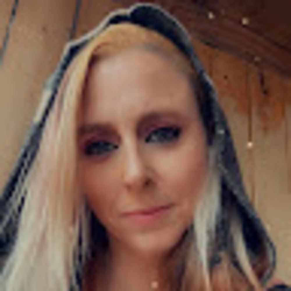 Meet your Posher, Shalee